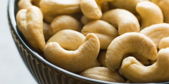 cashews_may_have_16_less_calories_than_previously_thought